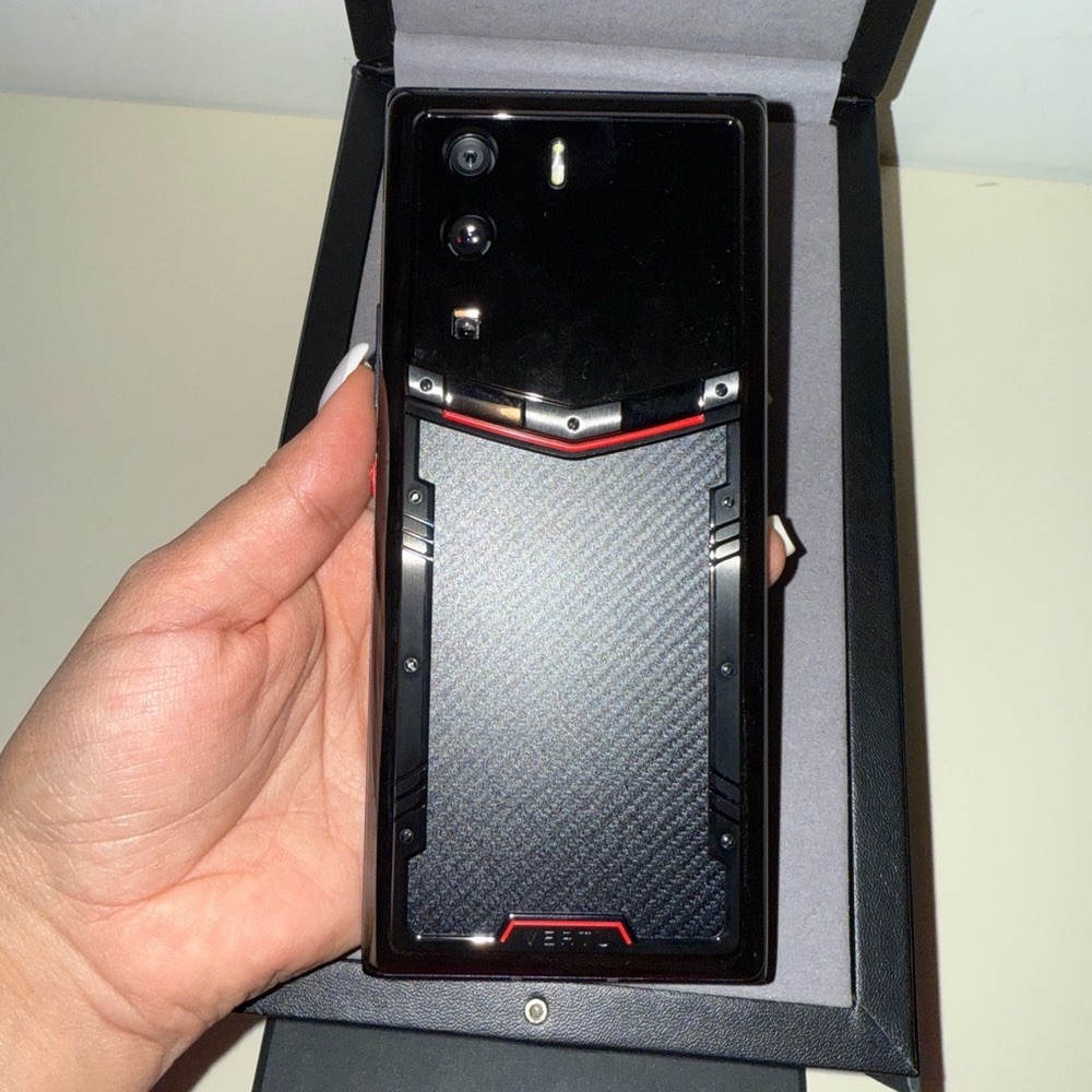 Vertu Black Box. Brand new